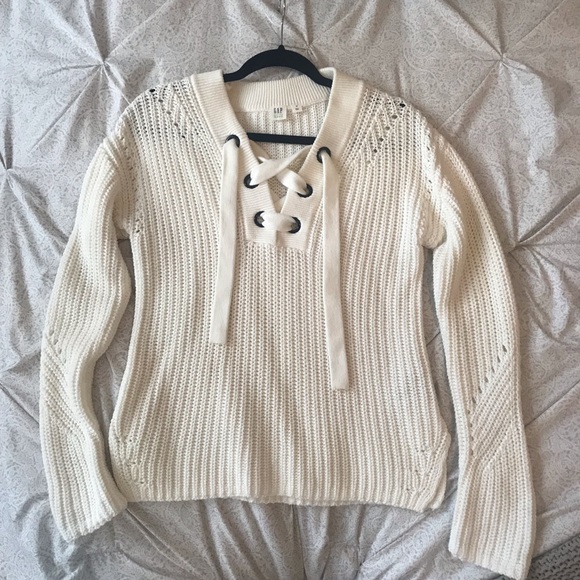 GAP Sweaters - Gap Lace up Sweater in Cream Sz S